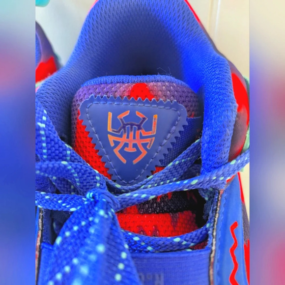 Adidas DON Issue 3 Basketball Shoes in Ink‎ Red size 7 Athletic Street Colorful main image 10